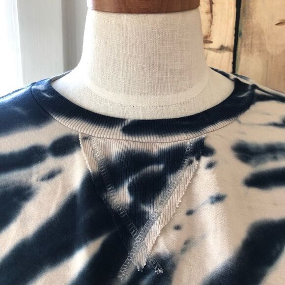 Young Fabulous & Broke Navy/Tan Tie Dye‎ Fleece Relaxed Sweatshirt Size Small - Picture 3 of 16